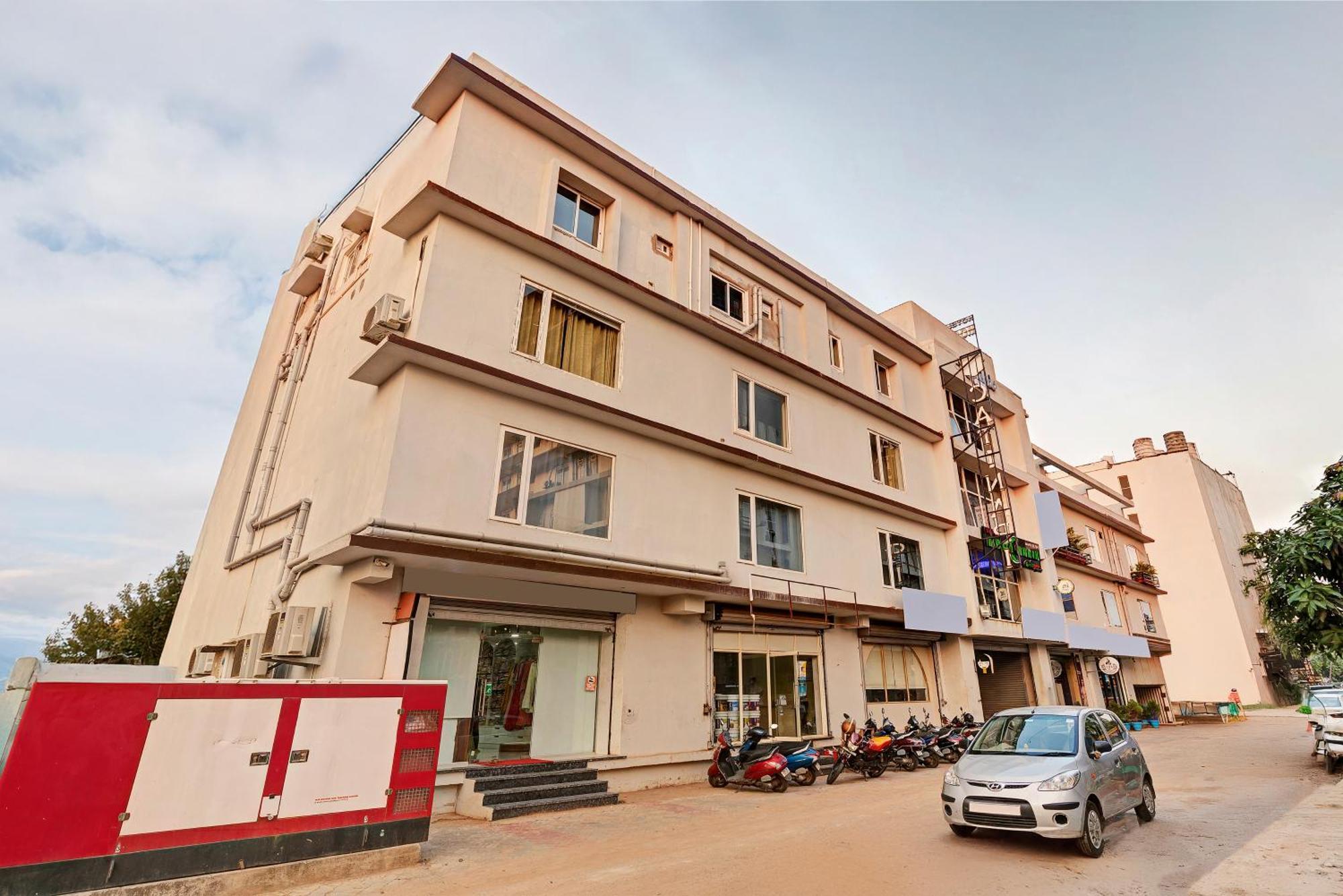 Hotel Treebo Moon Waalk à Bhubaneswar Extérieur photo