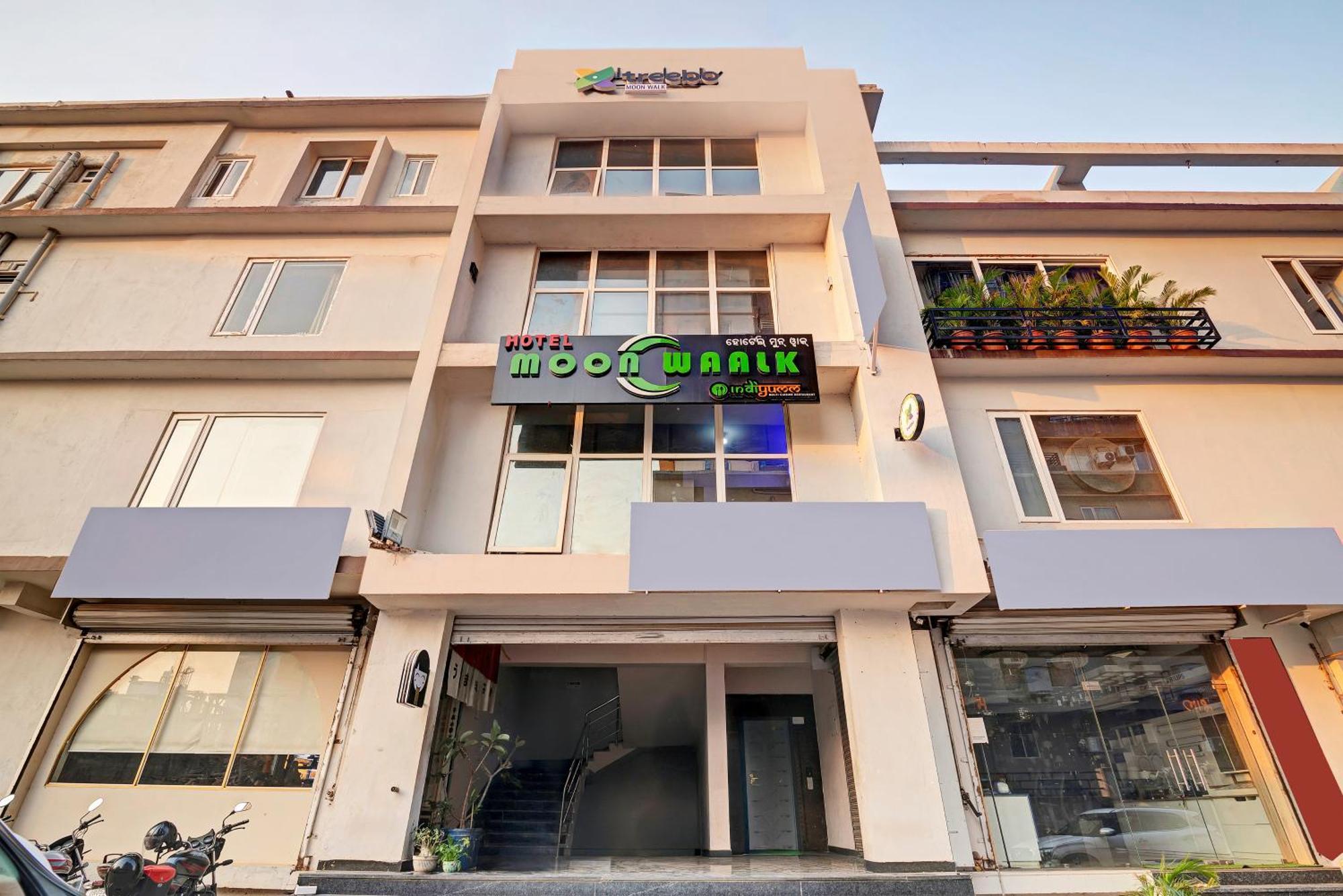 Hotel Treebo Moon Waalk à Bhubaneswar Extérieur photo