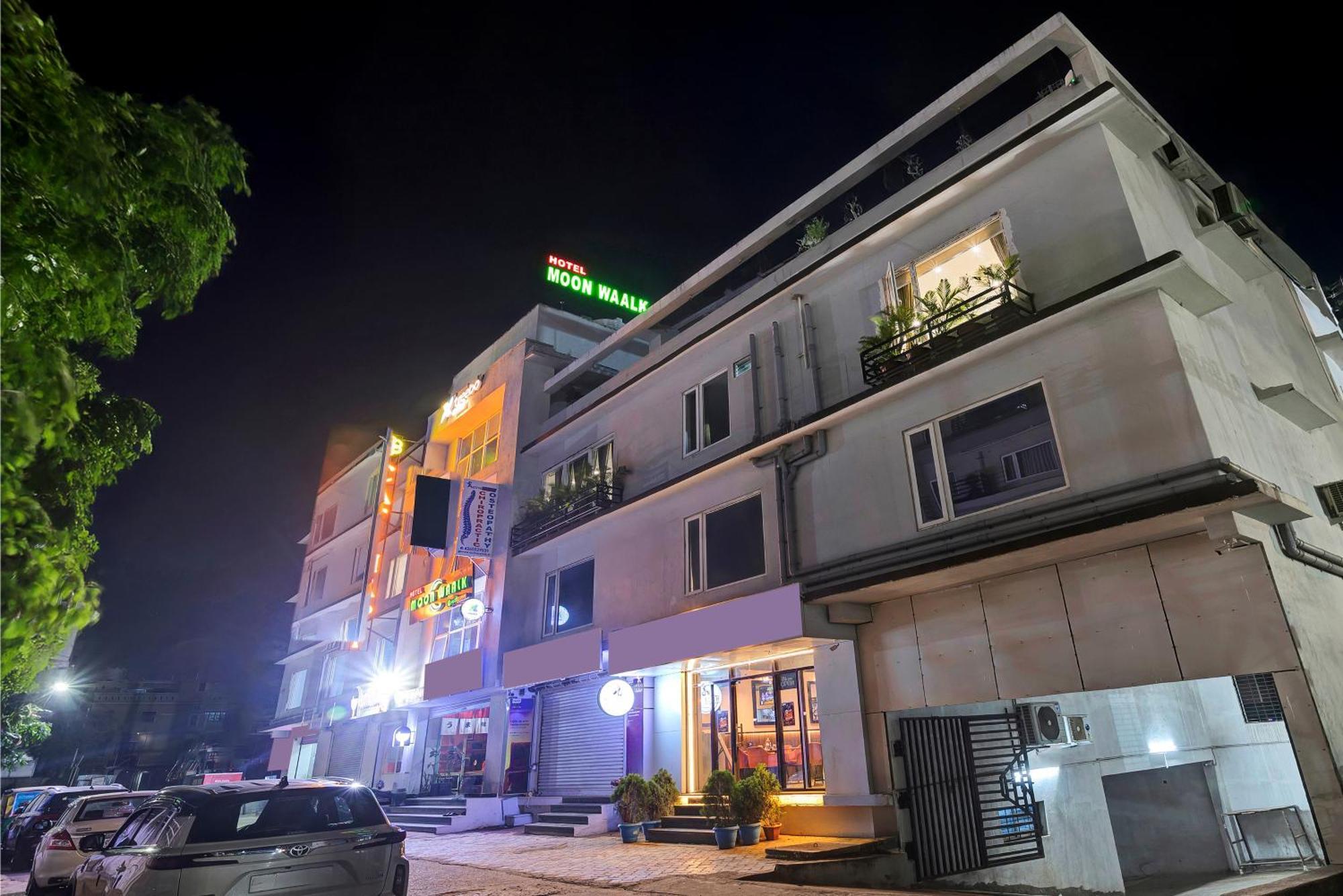 Hotel Treebo Moon Waalk à Bhubaneswar Extérieur photo