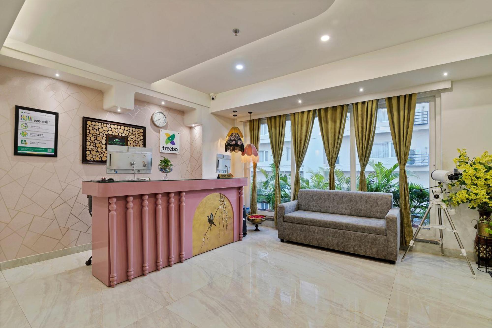 Hotel Treebo Moon Waalk à Bhubaneswar Extérieur photo
